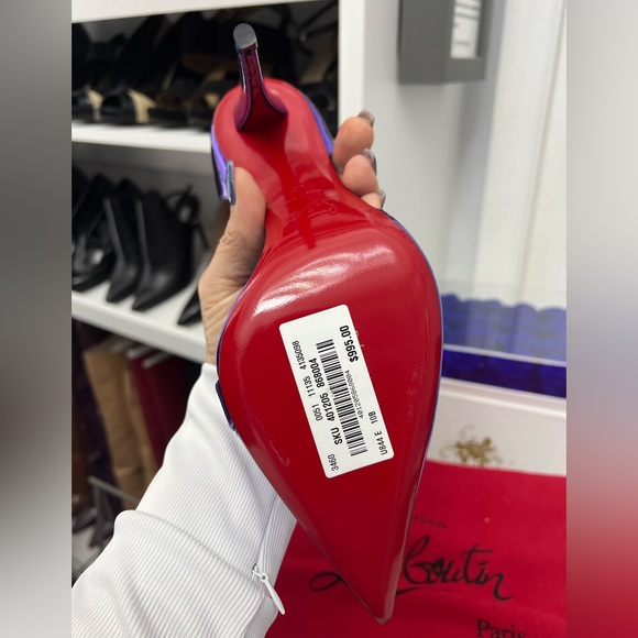 Christian loboutin Astrid Elektra SZ40. Brand new never worn. I am a size 9 1/2 - Picture 4 of 6